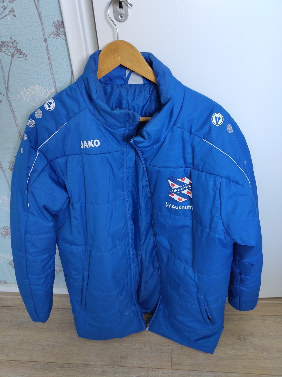 SC Heerenveen winterjas - Jako - Gerepareerde beschadigingen, Ophalen of Verzenden