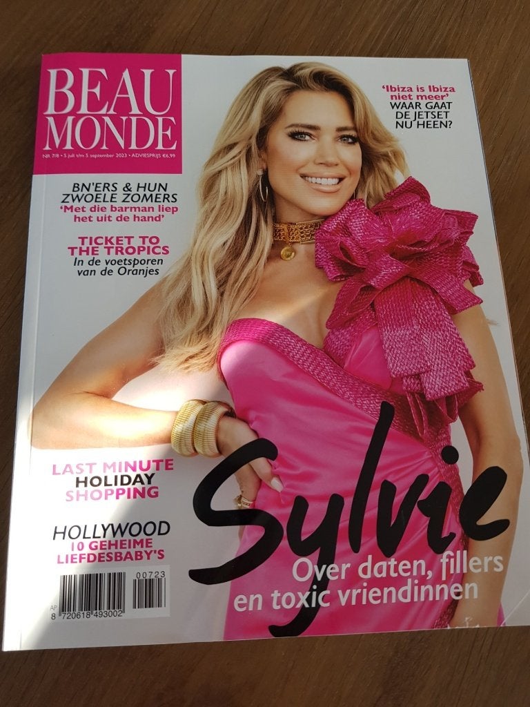Beau Monde tijdschrift, Verzenden, Gelezen, Glossy