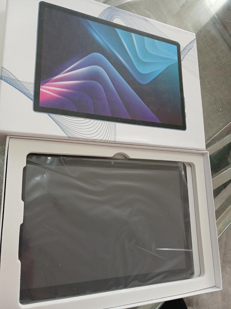 Nieuwe Tablet - Ongeopend in Doos, Computers en Software, Windows Tablets, 10 inch, Usb-aansluiting, 32 GB, Onbekend