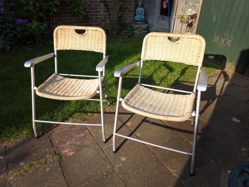Hilbrand Tossa stoelen, Ophalen, Aluminium