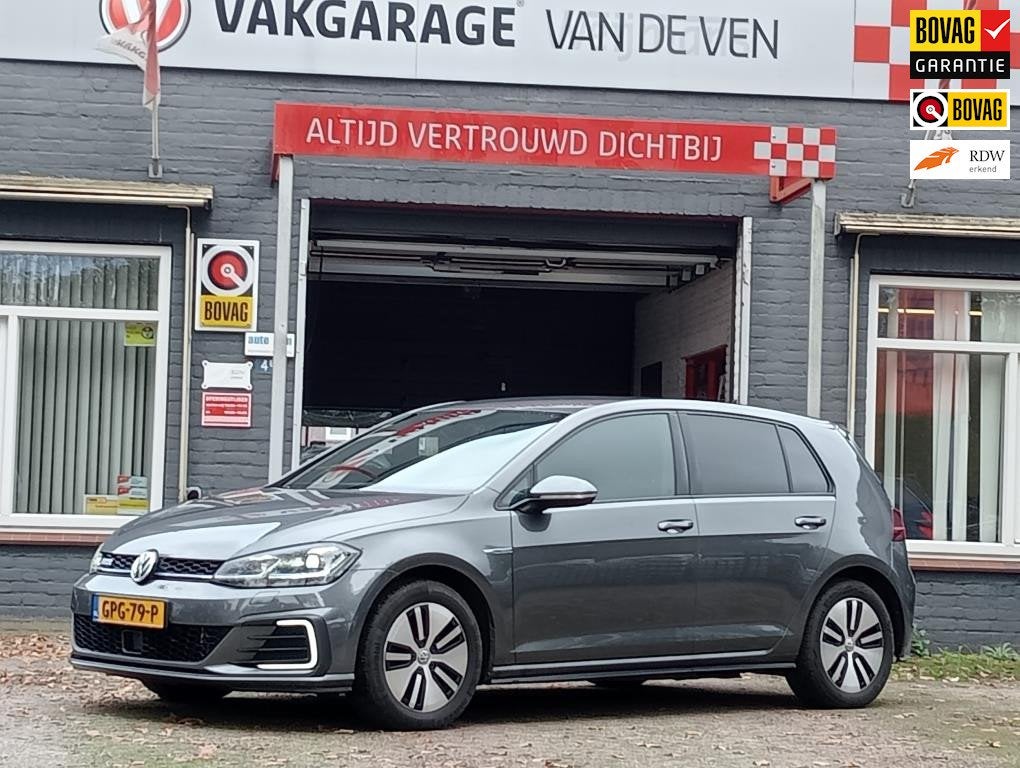 Volkswagen GOLF 1.4 TSI PHEV GTE 7.5, Nieuw staat, Ad cruise, Auto's, Gebruikt, Euro 6, 4 cilinders, 150 pk