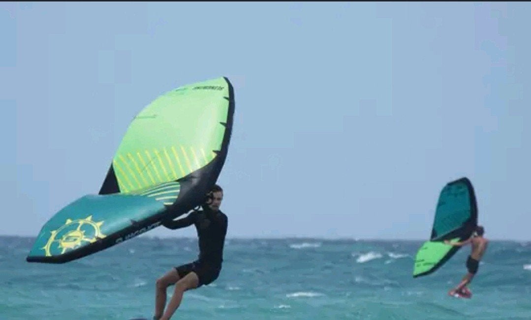 wingfoil Slingshot wings Slingwings V2 - 4.4m2 &  6.4m2, Ophalen of Verzenden, Gebruikt, Wingsurf-wing