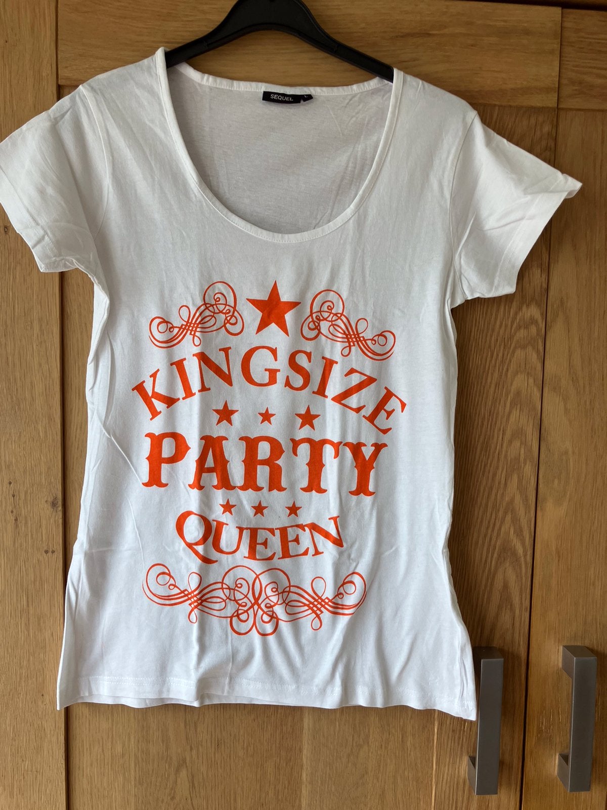 Z.g.a.n/wit t shirt oranje tekst🤍WK voetbal/Sequel-L, Wit, Maat 42/44 (L), Ophalen of Verzenden, Zo goed als nieuw