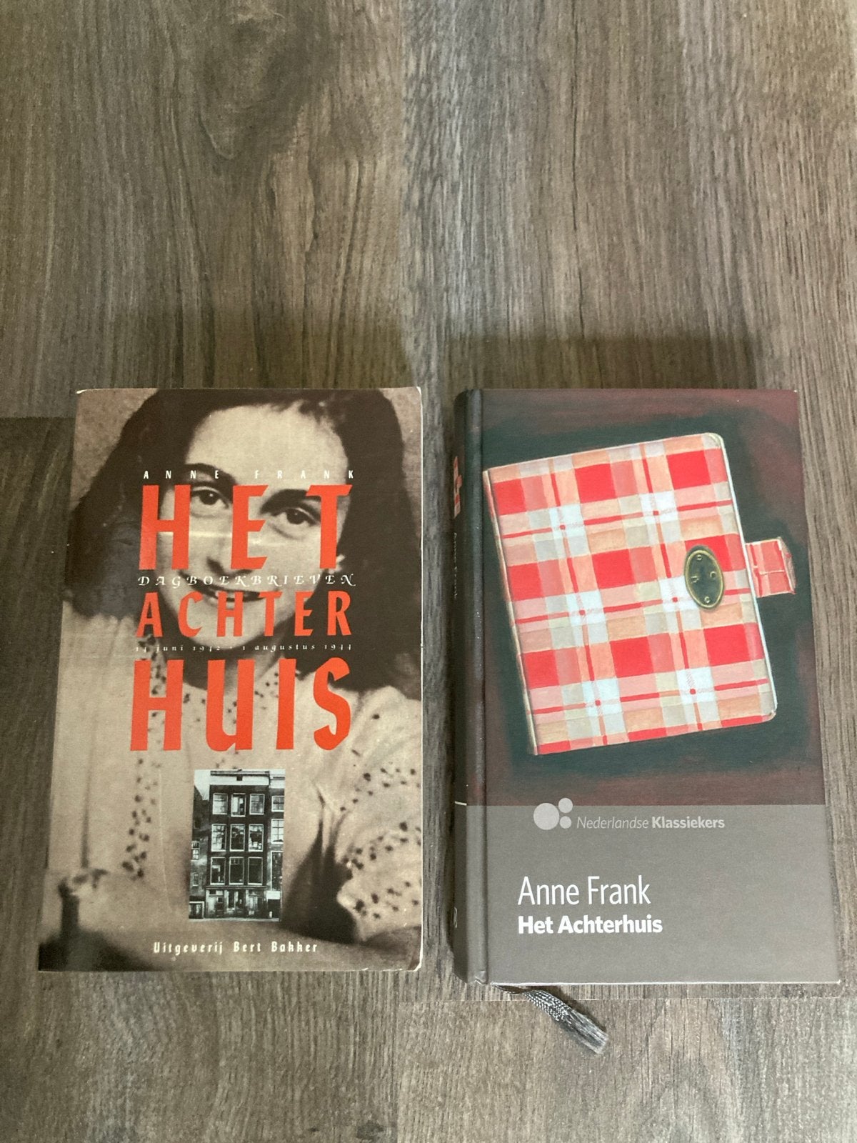 Het Achterhuis - Anne Frank (2 boeken), Ophalen of Verzenden, Gelezen, Nederland