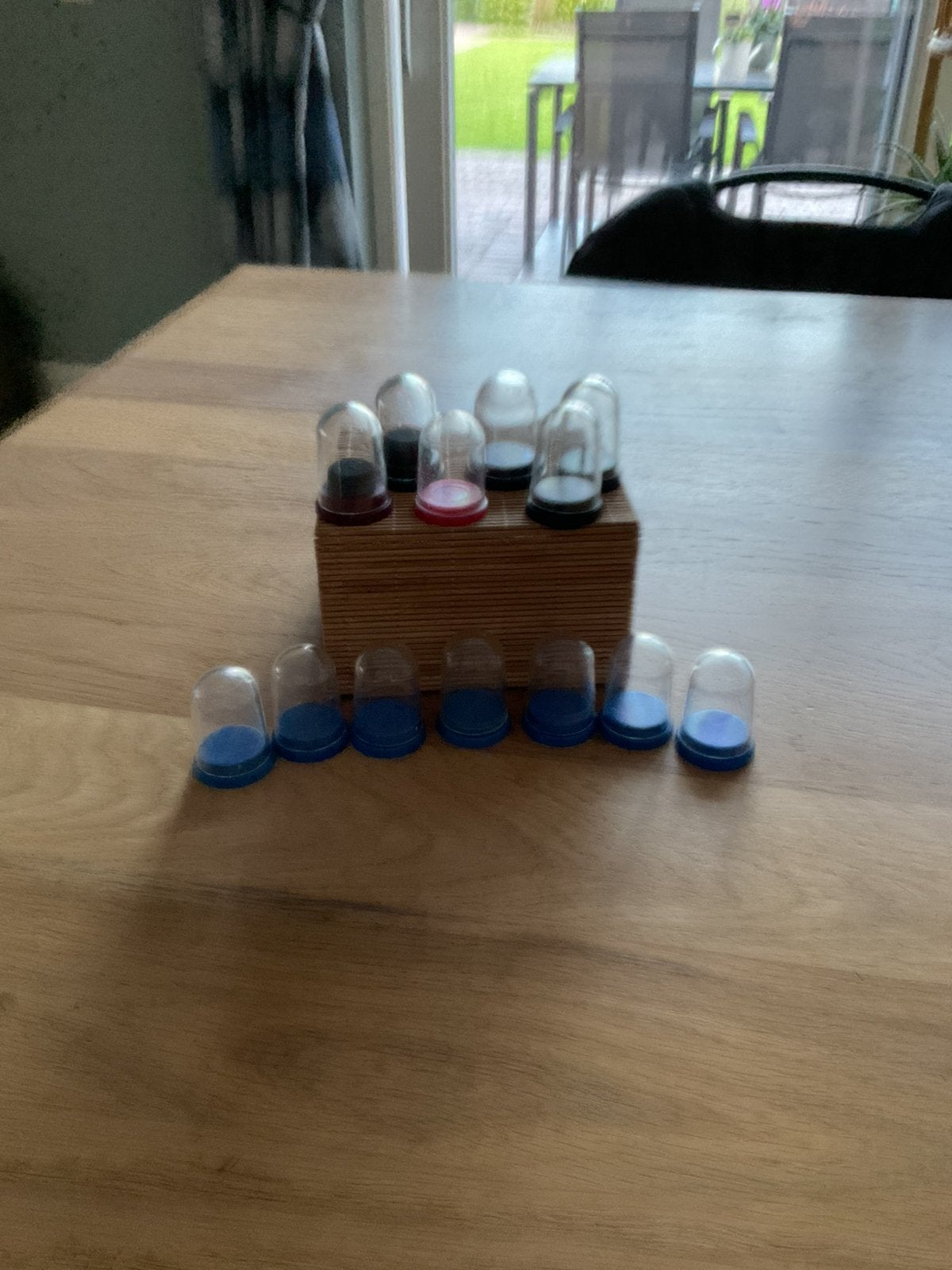 13 stolpjes voor de vingerhoedjes vingerhoedje vingerhoed, Ophalen of Verzenden, Gebruikt, Plastic, Nederland