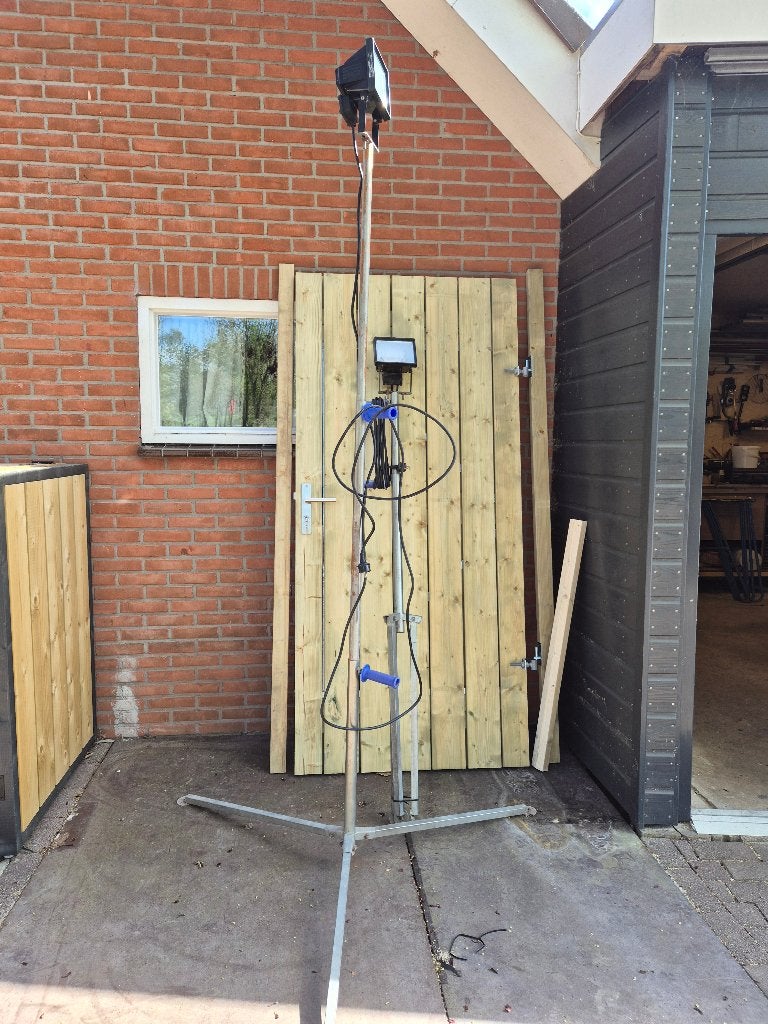 Bouwlamp op statief, Doe-het-zelf en Verbouw, Bouwverlichting, Ophalen, Gebruikt, 500 watt of meer