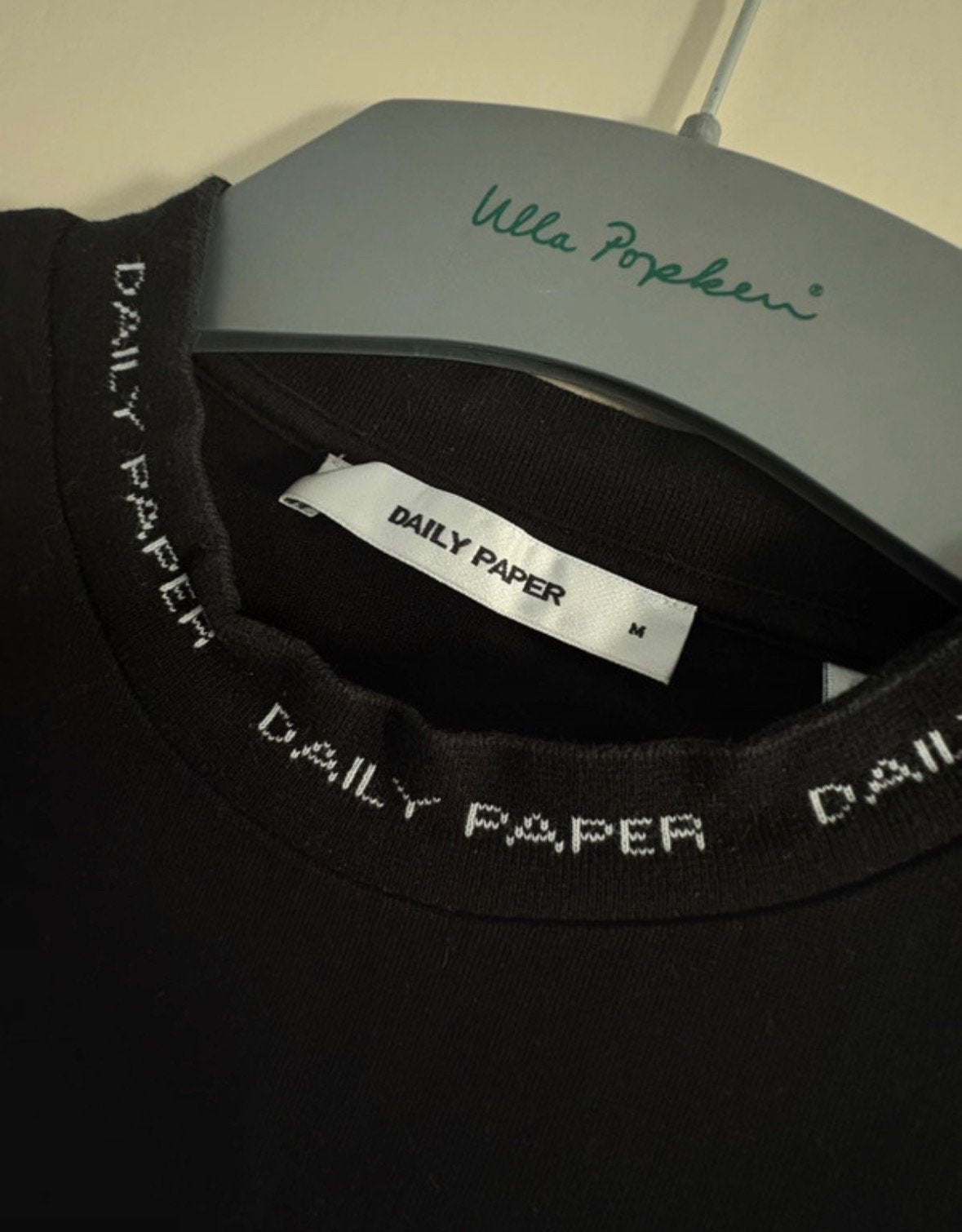 Daily Paper jurk maat M (Amper gedragen!), Kleding | Dames, Verzenden, Zo goed als nieuw, Zwart, Boven de knie