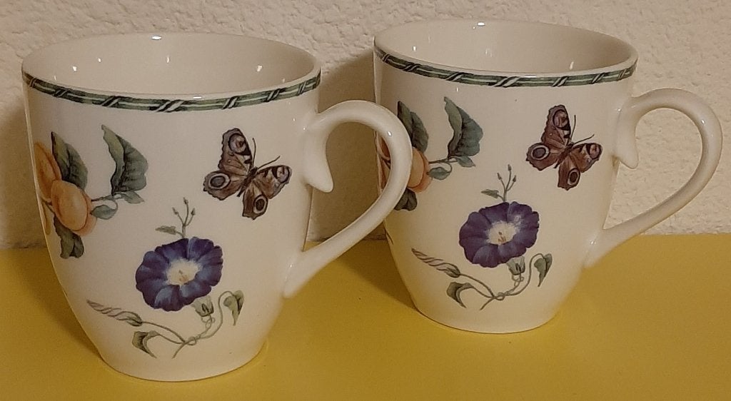 2 kopjes van Janneke Brinkman Fruit & Flowers, Huis en Inrichting, Ophalen, Zo goed als nieuw, Overige stijlen, Kop(pen) en/of Schotel(s)