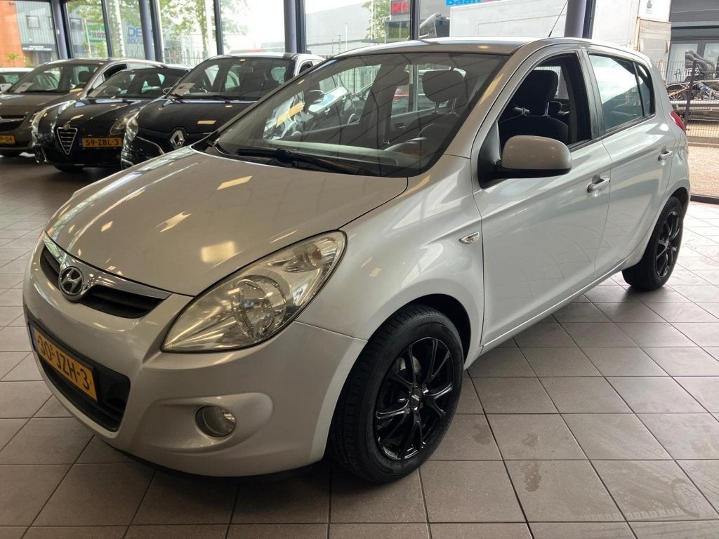 Hyundai i20 1.4i Dynamic Airco APK 2-27 BJ 2009 ! (bj 2009), 4 cilinders, 1396 cc, Bedrijf, Handgeschakeld