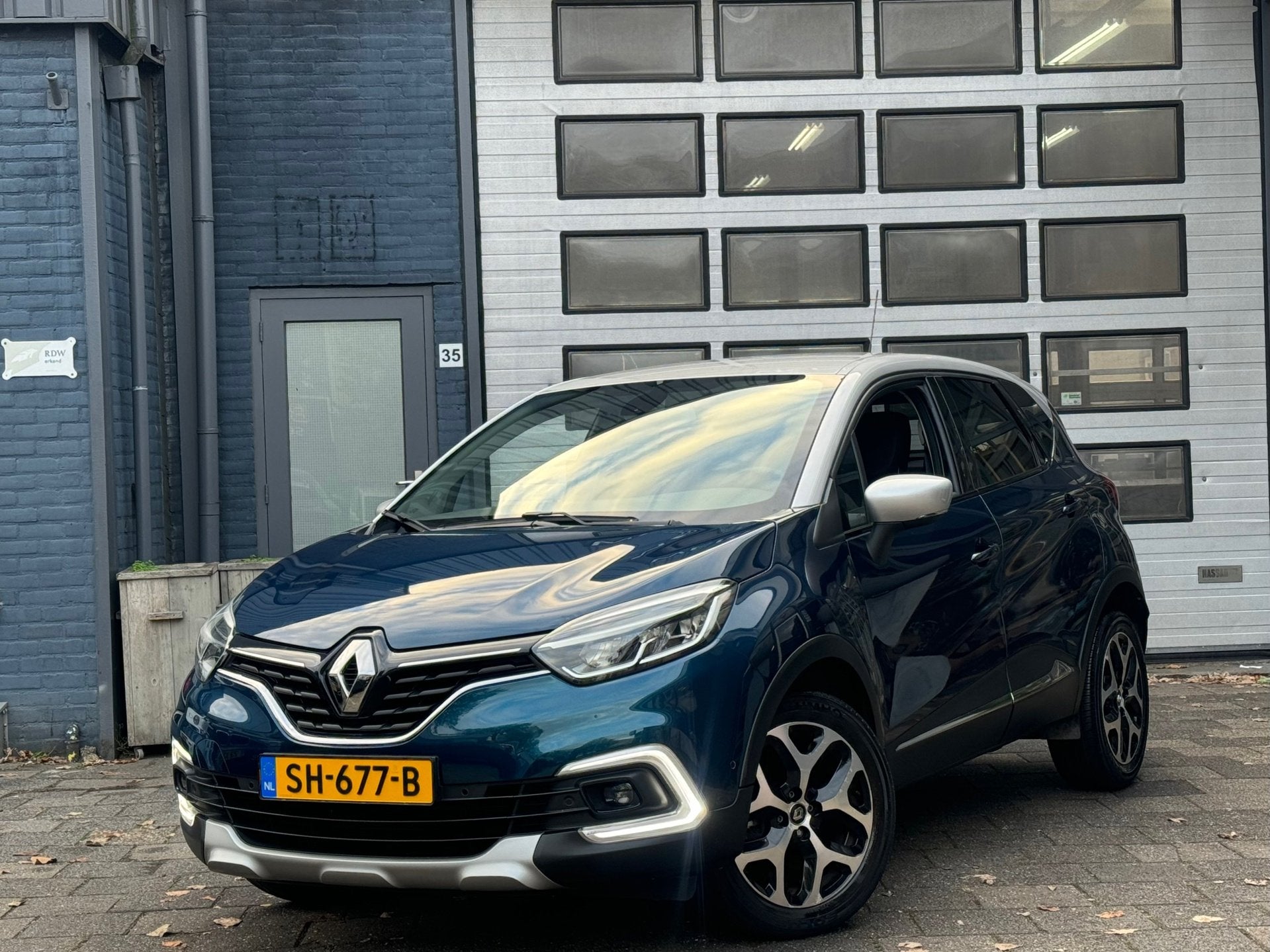 Renault Captur 0.9 TCe Edition One | Clima | Navi | Camera, Voorwielaandrijving, 898 cc, Gebruikt, Euro 6