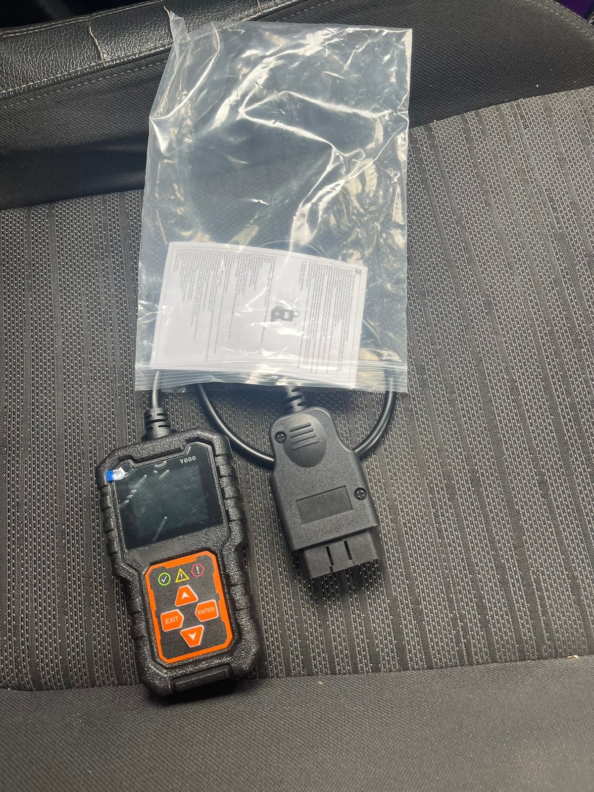 V600 OBD2 Scanner Foutcodelezer Auto Diagnosetool, Ophalen of Verzenden, Zo goed als nieuw