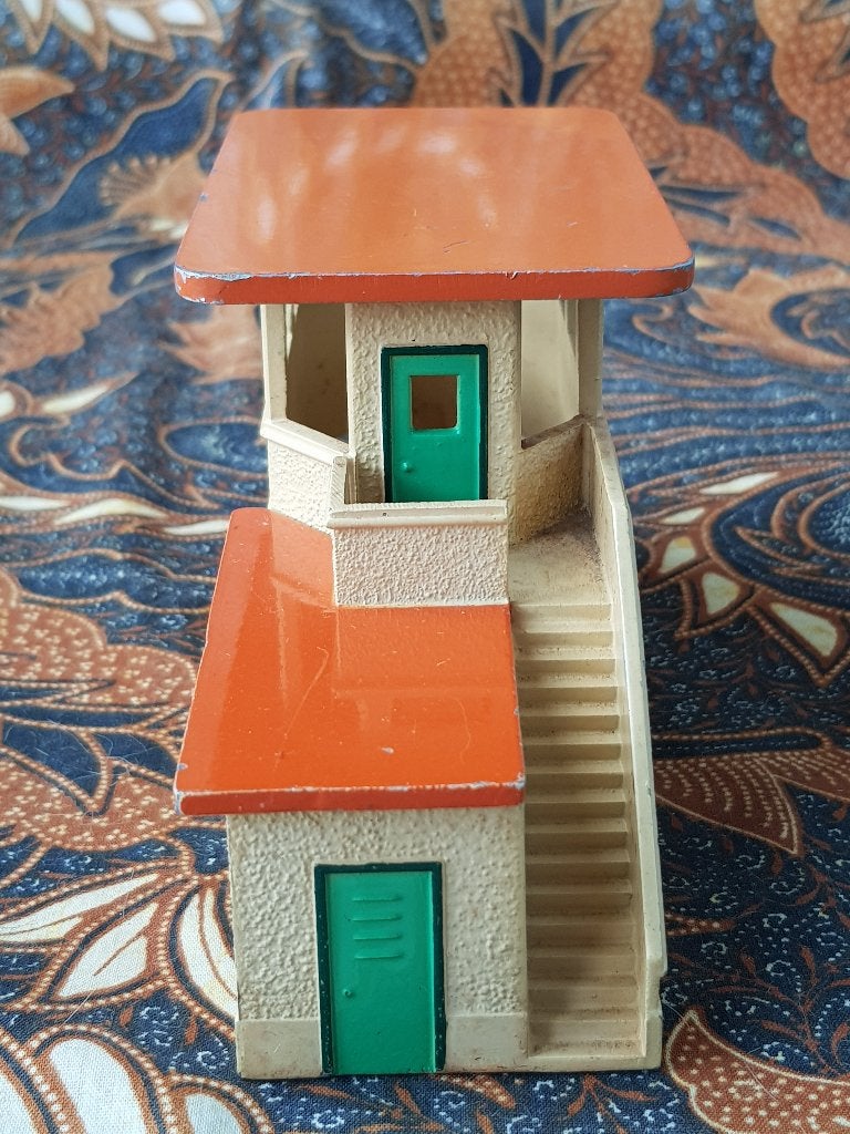 Mooi oud Engels Meccano model seinhuis van Hornby Dublo., Antiek en Kunst, Antiek | Speelgoed, Ophalen of Verzenden