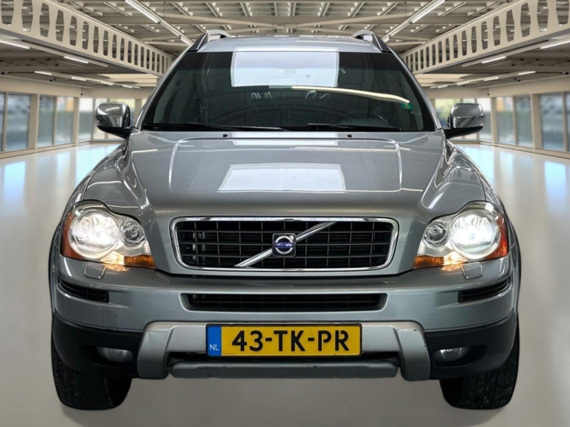 Volvo XC90 3.2 Executive 7 Pers. Electr. Stoelen, Trekhaak n, Auto's, 238 pk, Gebruikt, Zwart, Automatische klimaatregeling