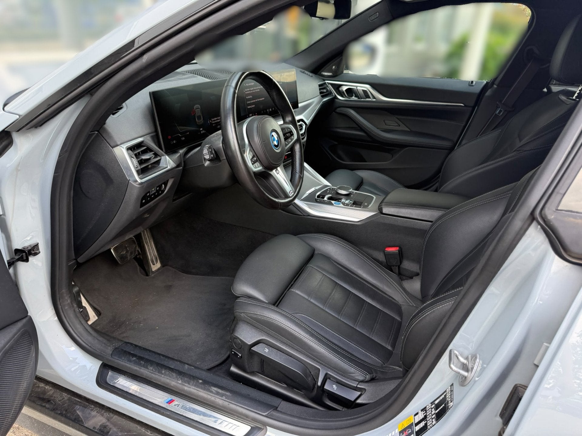 BMW i4 eDrive40 High Executive 84 kWh M Sport | Panoramadak, Auto's, Achterwielaandrijving, Gebruikt, 340 pk, 83 kWh