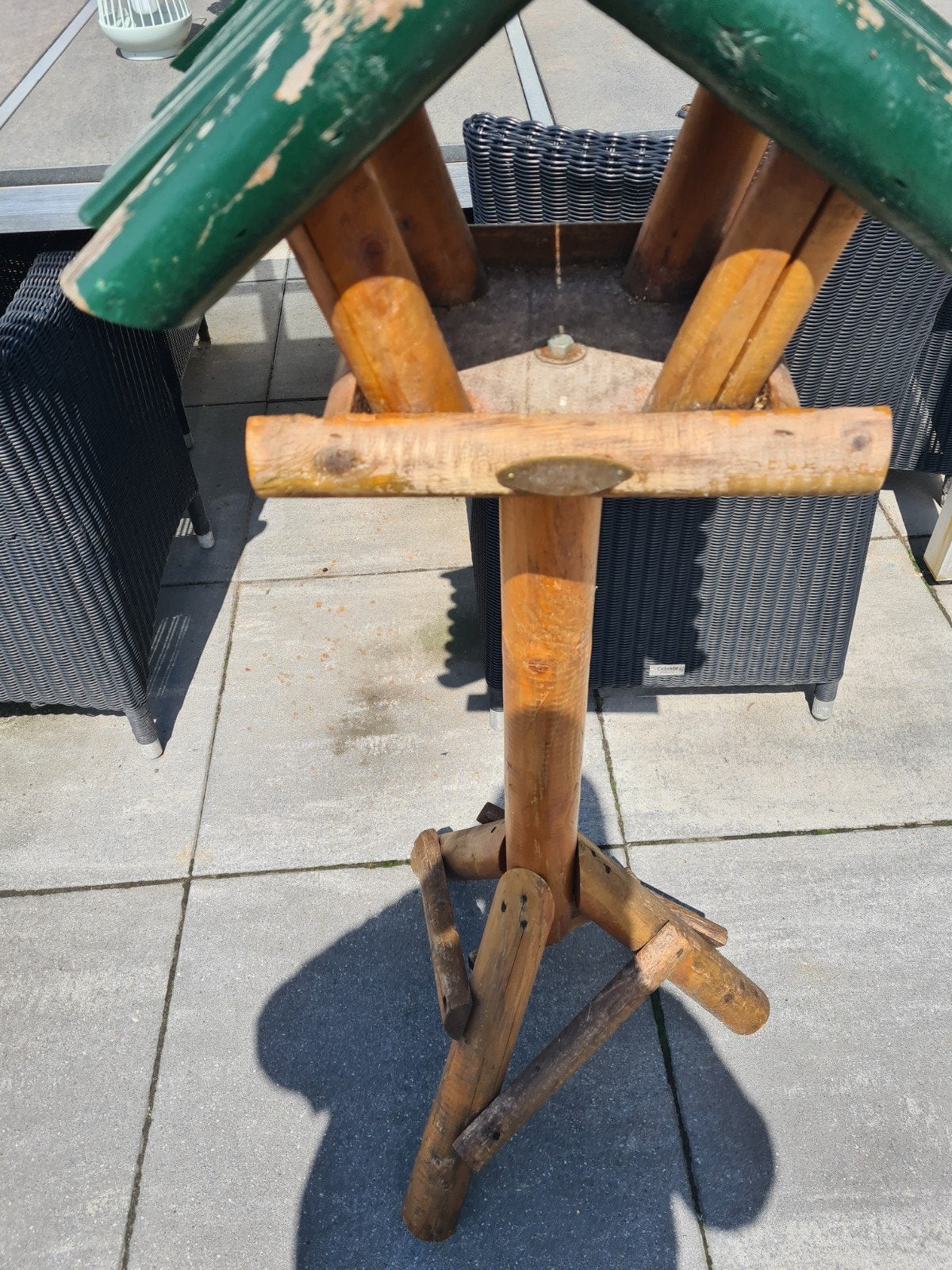 Houten voederhuisje voor vogels - Gebruikt, Tuin en Terras, Vogelhuisjes en Vogelbaden, Gebruikt, Ophalen