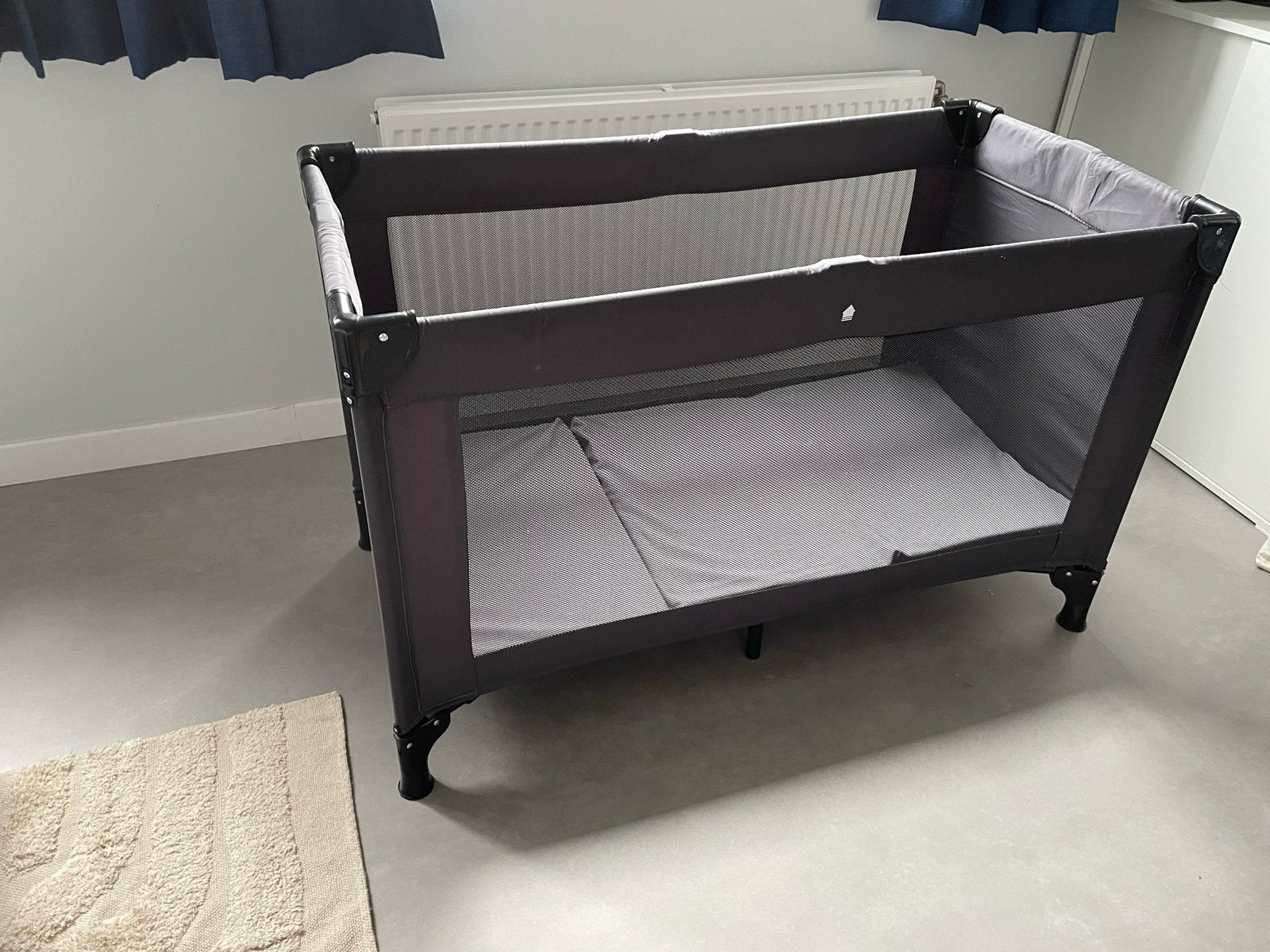 Handig en compact campingbedje, Ophalen, Gebruikt, Reisbedje