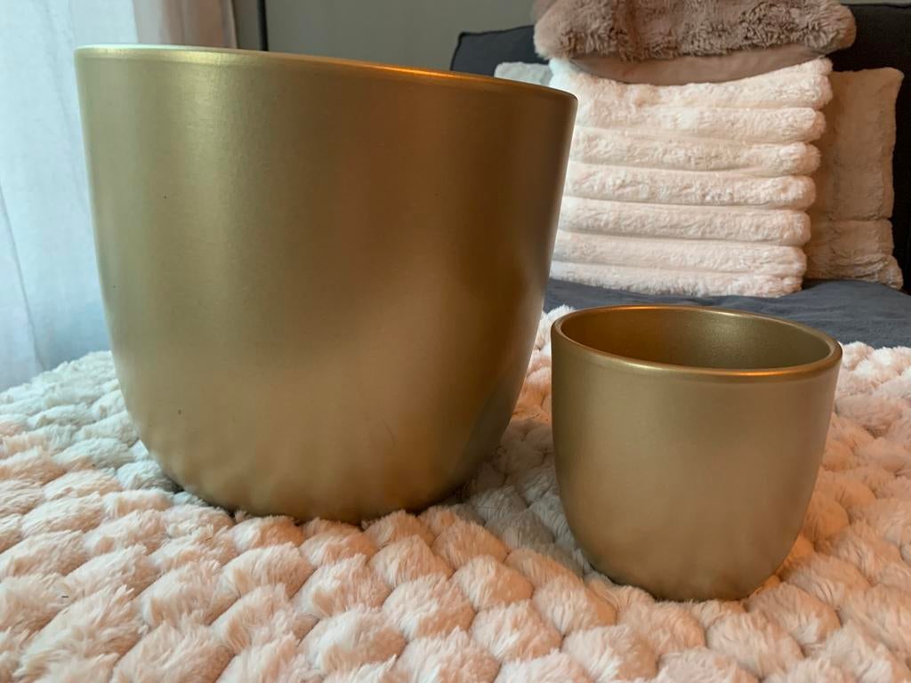 Grote en kleine gouden bloempotten, Mica, Tuin en Terras, Bloempotten, Ophalen, Rond, Binnen, Zo goed als nieuw