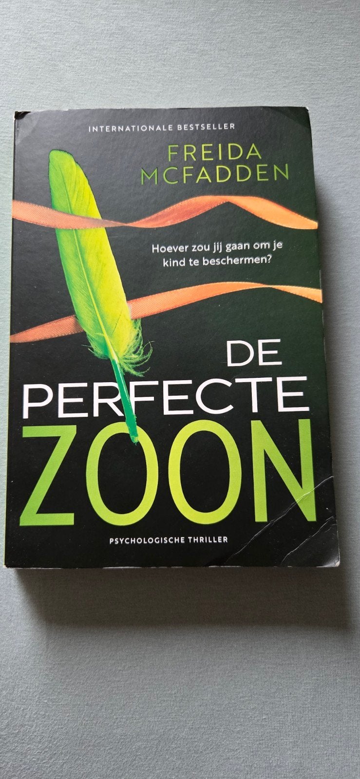 Freida McFadden - De perfecte zoon, Ophalen of Verzenden, Zo goed als nieuw, Freida McFadden, Nederland