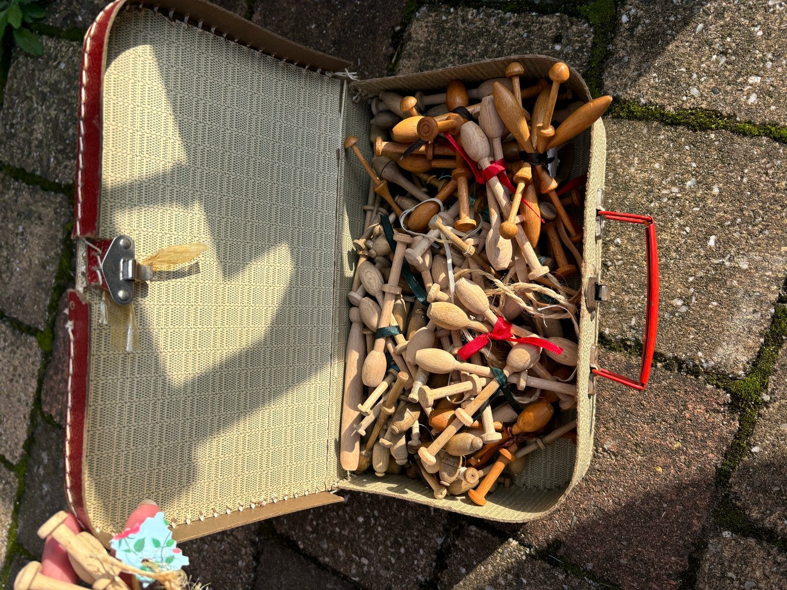 Kantklosjes - Diverse houten klosjes voor kantklossen, Ophalen of Verzenden, Gebruikt, Klos(sen)