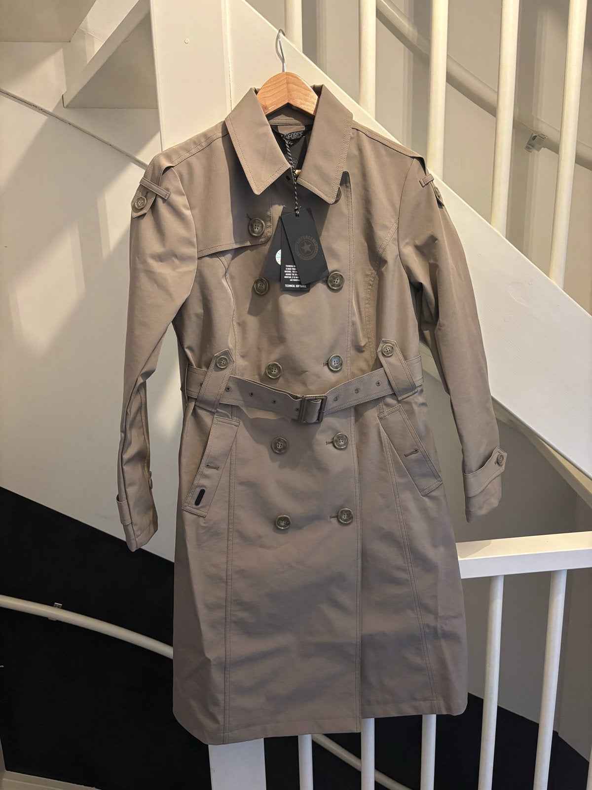 Airforce Dames Trenchcoat Lang Maat M Brindle, Ophalen of Verzenden, Nieuw, Maat 38/40 (M), Bruin