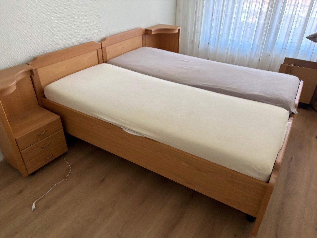 2 persoonsbed met nachtkastjes, Huis en Inrichting, Slaapkamer | Bedden, Ophalen, Gebruikt, Tweepersoons, 200 cm