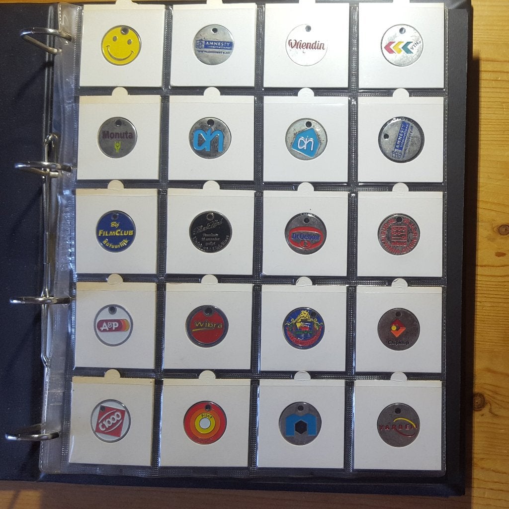 Album 240 Penningen, Ophalen of Verzenden, Overige materialen, Nederland