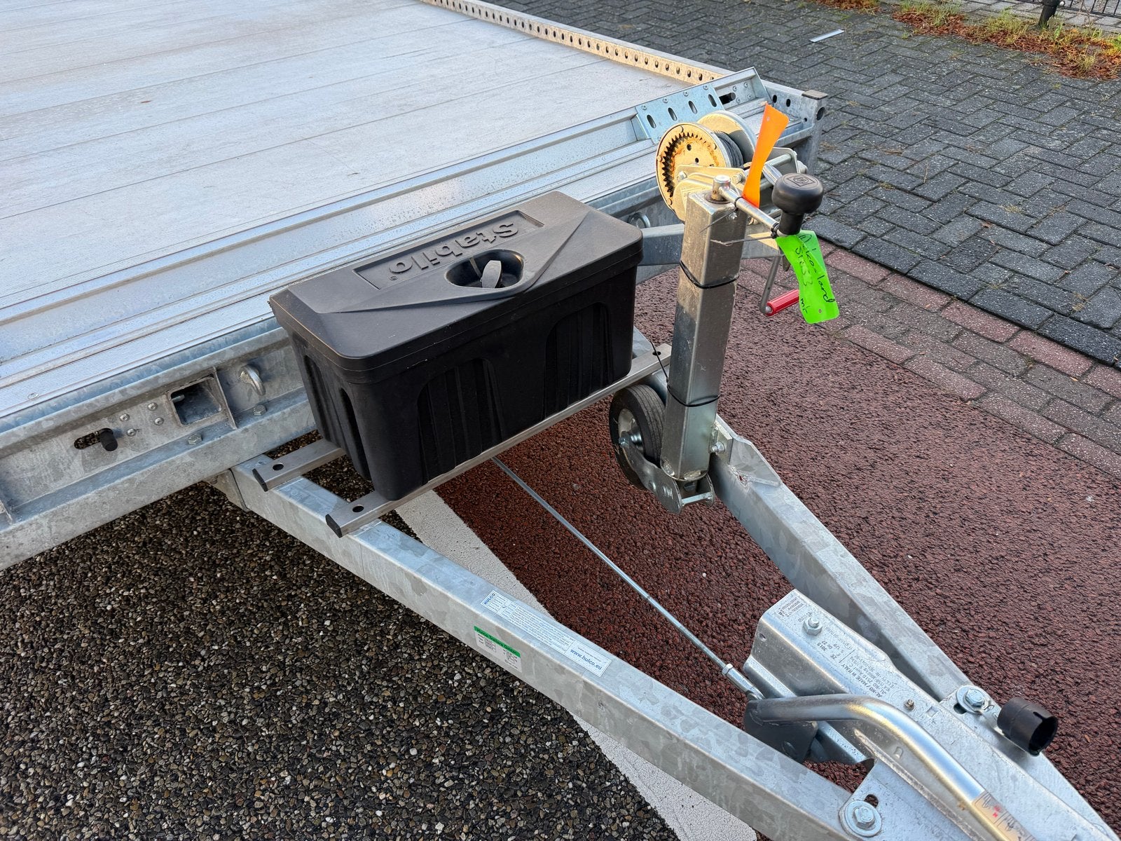 Hulco Carax -2 plateauwagen autoambulance 440x207, Ophalen of Verzenden, Zo goed als nieuw