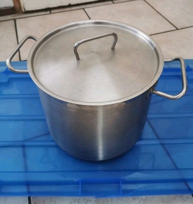 Hoge RVS Kookpan van Hendi -  soeppan 10ltr - goede staat, Gebruikt, Met deksel, Ophalen of Verzenden, Rvs
