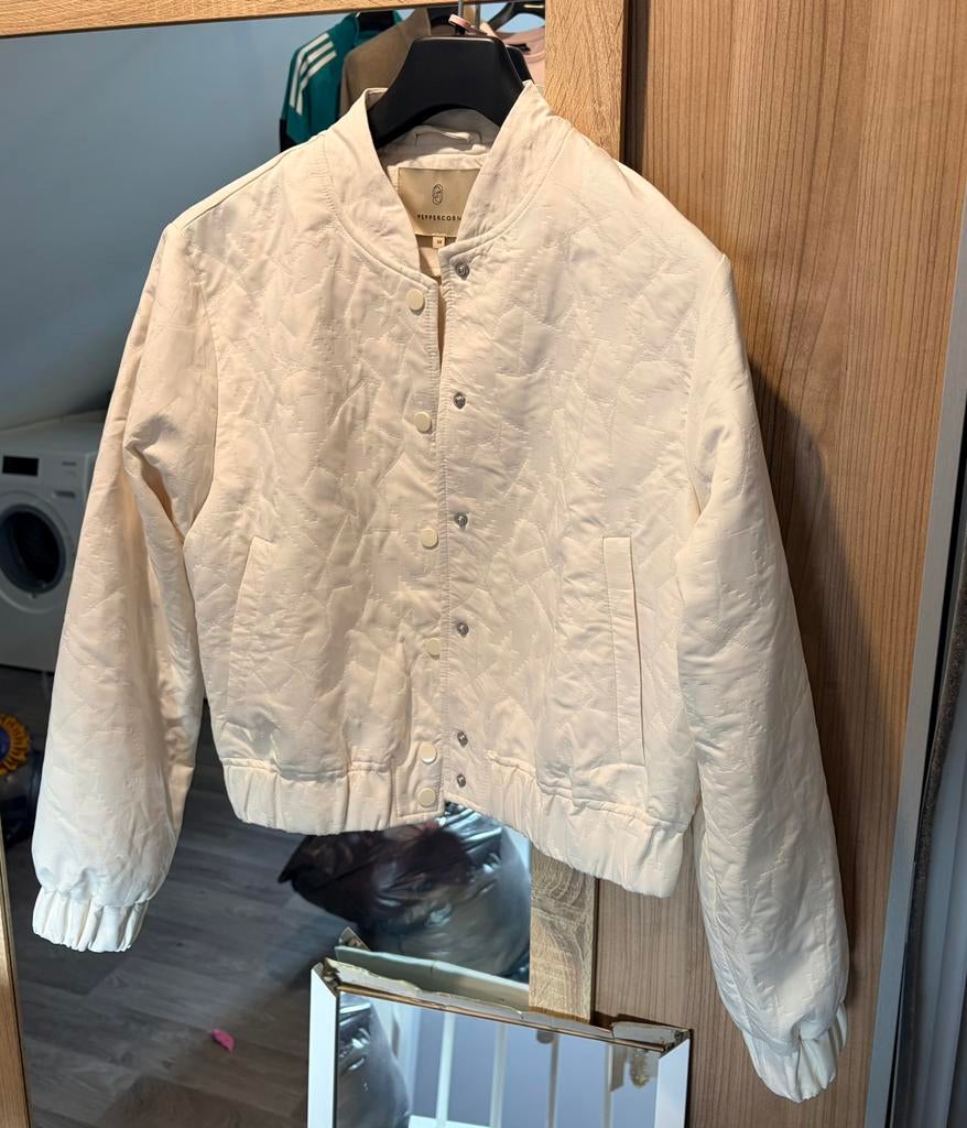 Beige bomberjasje Peppercorn, Beige, Ophalen of Verzenden, Zo goed als nieuw, Jasje