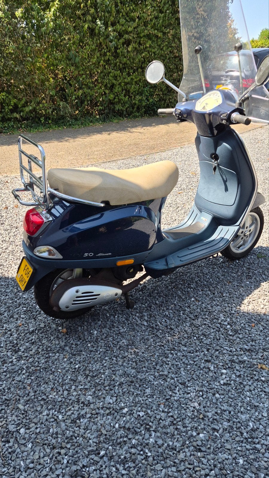 Vespa LX 50 - Blauw - Met windscherm en bagagedrager, Gebruikt, Maximaal 45 km/u, Ophalen of Verzenden, Benzine