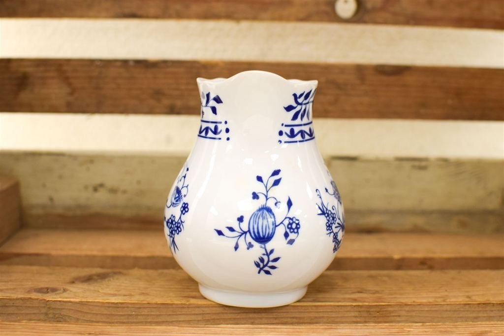 Triptis Porseleinen melkkannetje 49575, Gebruikt, Ophalen of Verzenden, Bord(en), Overige stijlen