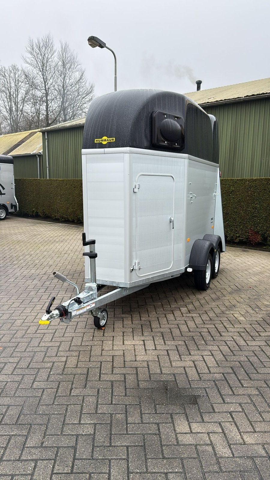 Trailer huren, 1,5 paards Humbaur Single, Ophalen, Zo goed als nieuw, Aluminium