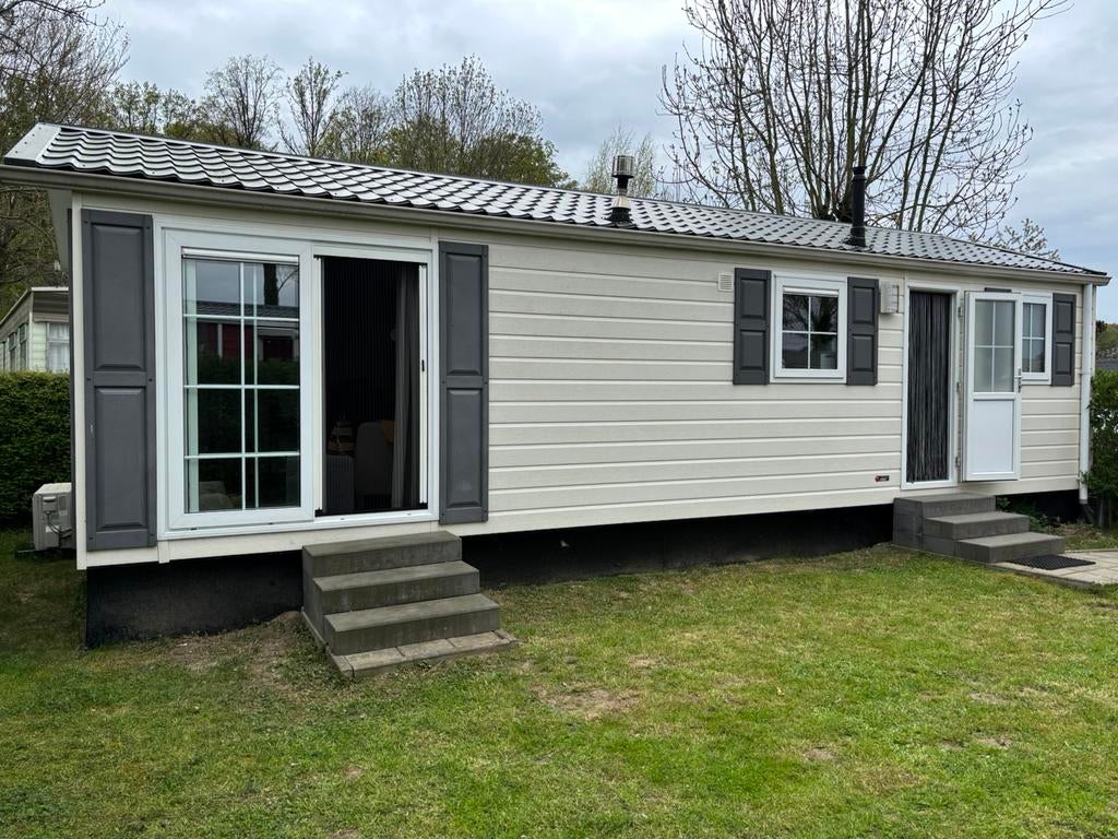 Te koop: mooi instapklaar 4 pers. chalet, Caravans en Kamperen, Stacaravans, Tot en met 4
