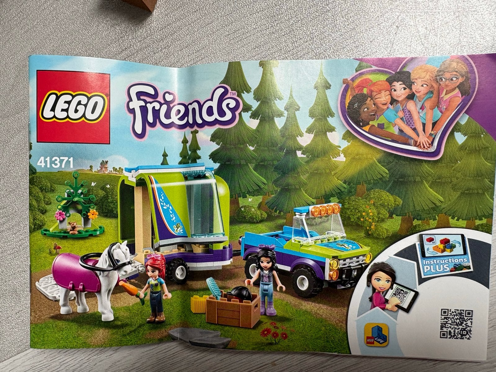 Lego Friends 41371 Mia's paardentrailer - Zo goed als nieuw, Lego, Friends, Ophalen of Verzenden, Zo goed als nieuw
