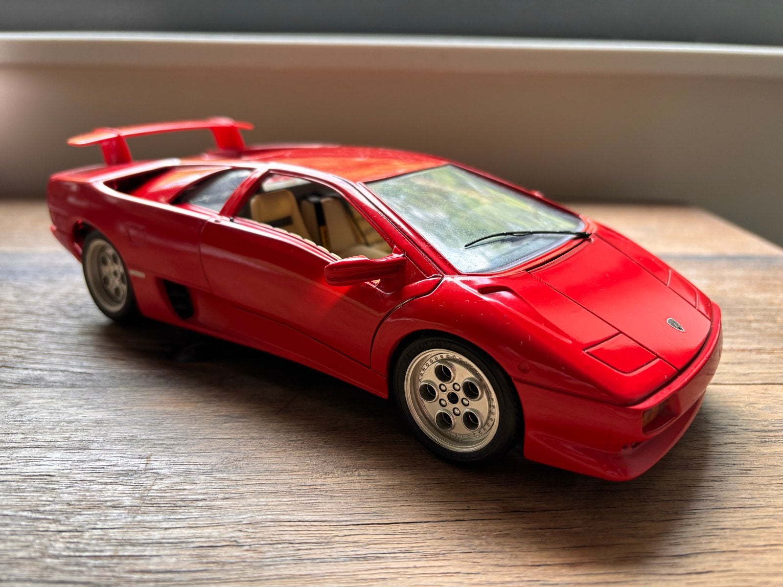 Lamborghini Diablo Modelauto's 1:18 in Hobby | Marktplaats