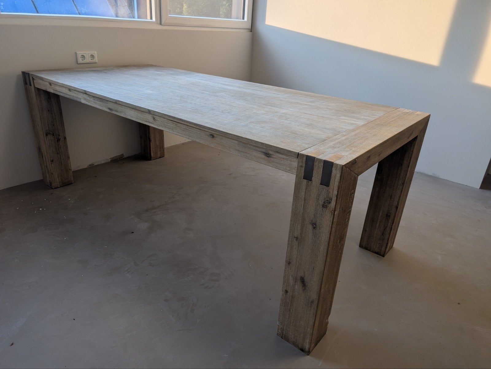 Robuuste houten tafel 2x1 meter + bijpassende zuil, Huis en Inrichting, Tafels | Eettafels, Ophalen, Gebruikt, Robuust, Landelijk