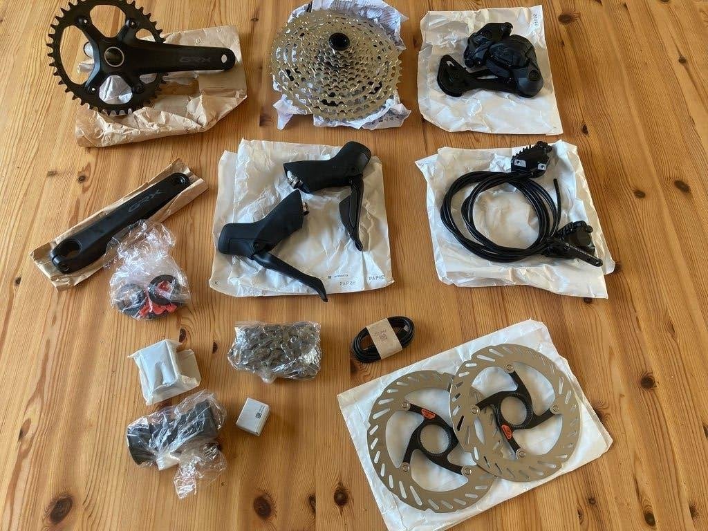 Shimano GRX717 DI2 groepset | Nieuw | 165mm crank, Fietsen en Brommers, Ophalen of Verzenden, Nieuw, Gravelbike, Shimano