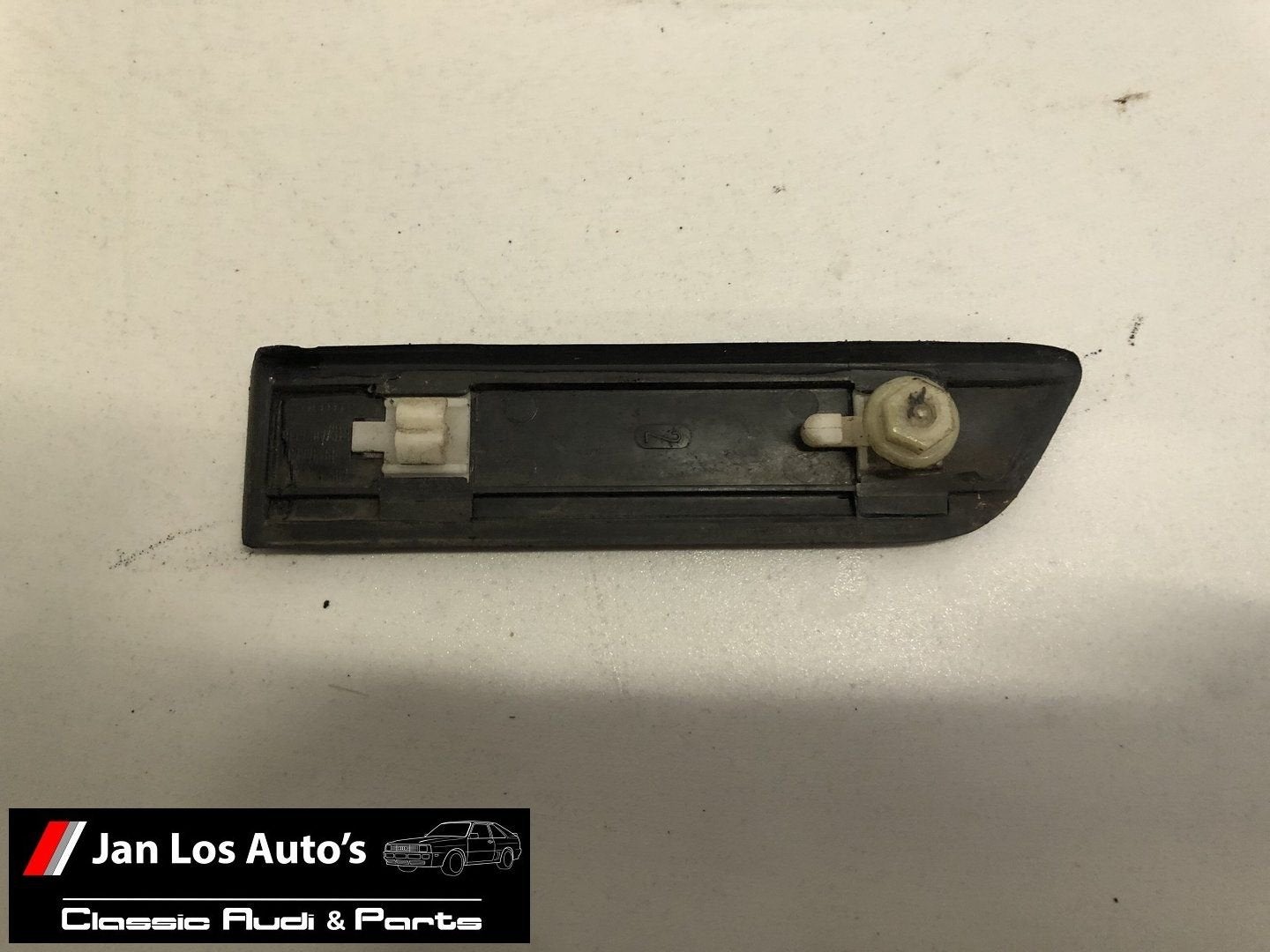 Sierlijst spatbord links voor Audi 80 B4 (91-'95) 811853507A, Gebruikt, -, -, Links