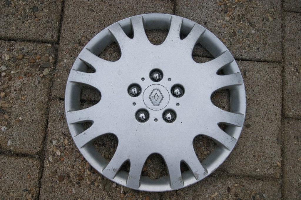 1 losse originele wieldop Renault Trafic 16 inch (Model 1), Ophalen of Verzenden, Gebruikt