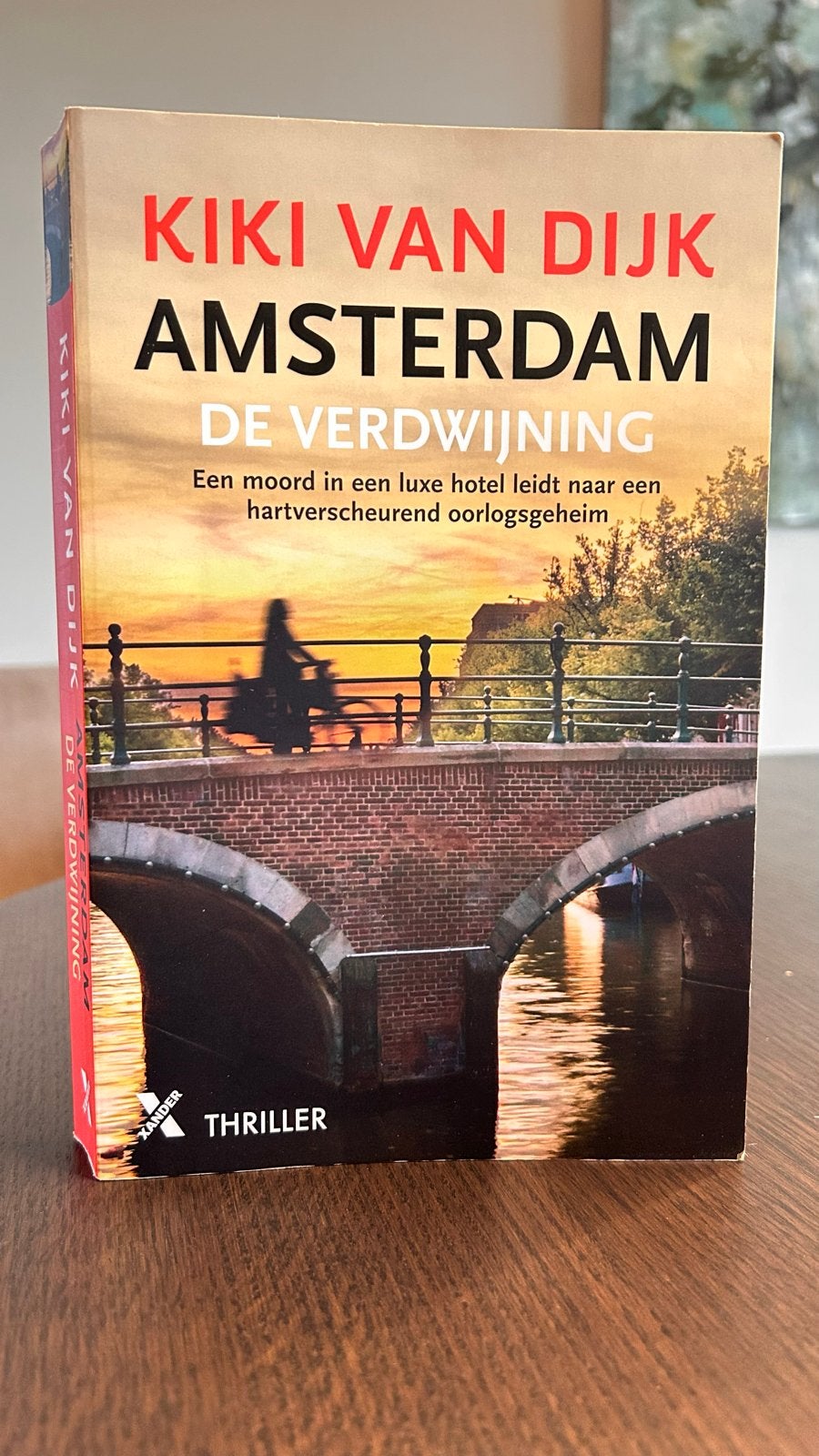 Kiki van Dijk - Amsterdam: De Verdwijning (Thriller), Ophalen of Verzenden, Zo goed als nieuw, Nederland