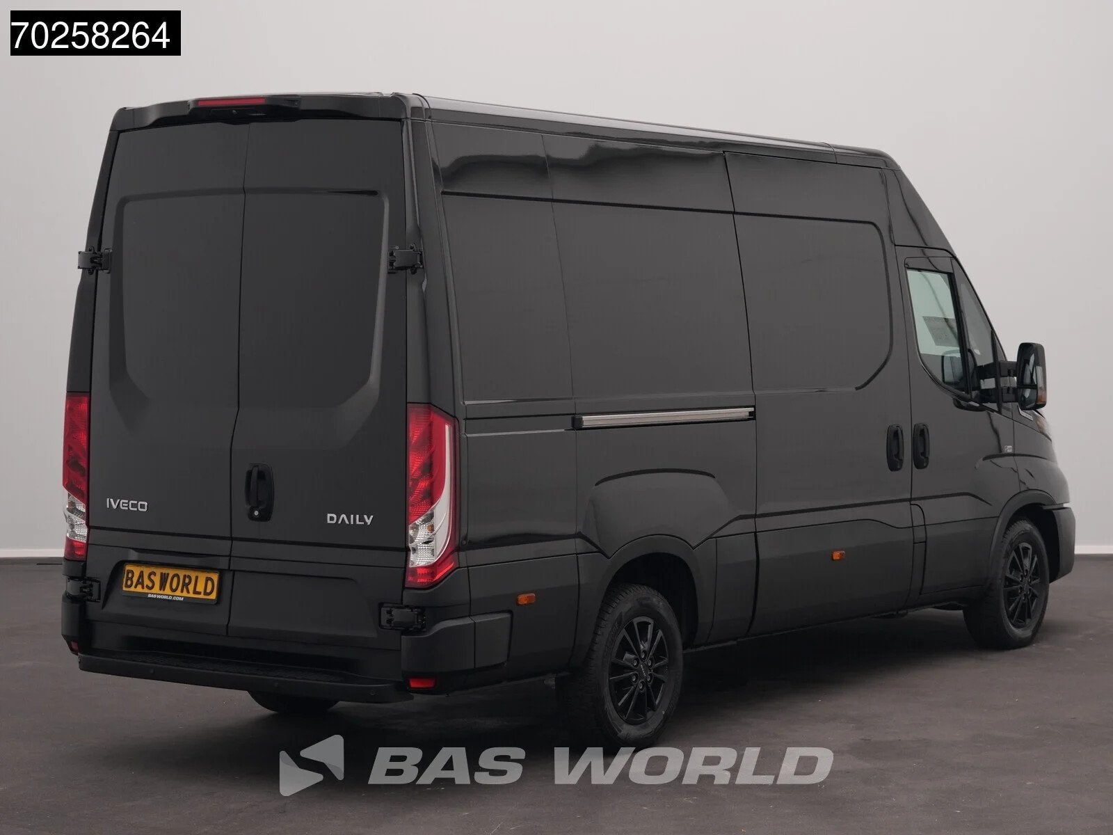 Iveco Daily 35S21 210PK 3.0L Automaat Black Ed. 2025 model L, Automaat, Stof, Euro 6, 4 cilinders