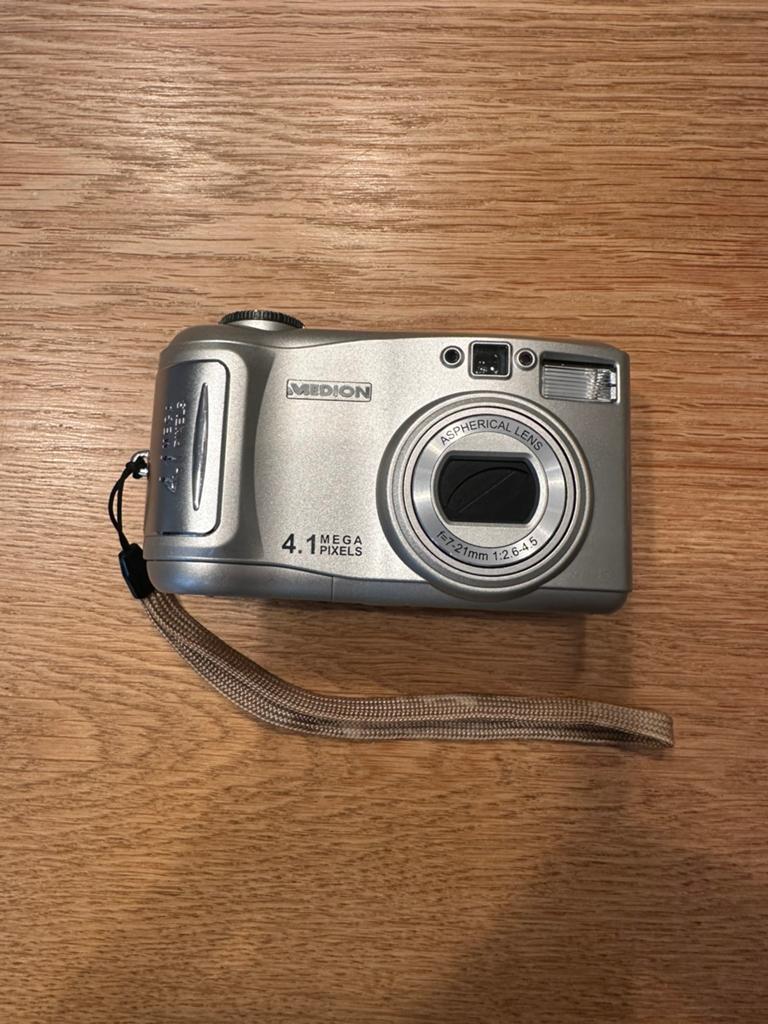 Medion 4.1 mega pixels digitale camera, Ophalen of Verzenden, Gebruikt, Overige Merken, Minder dan 4 keer