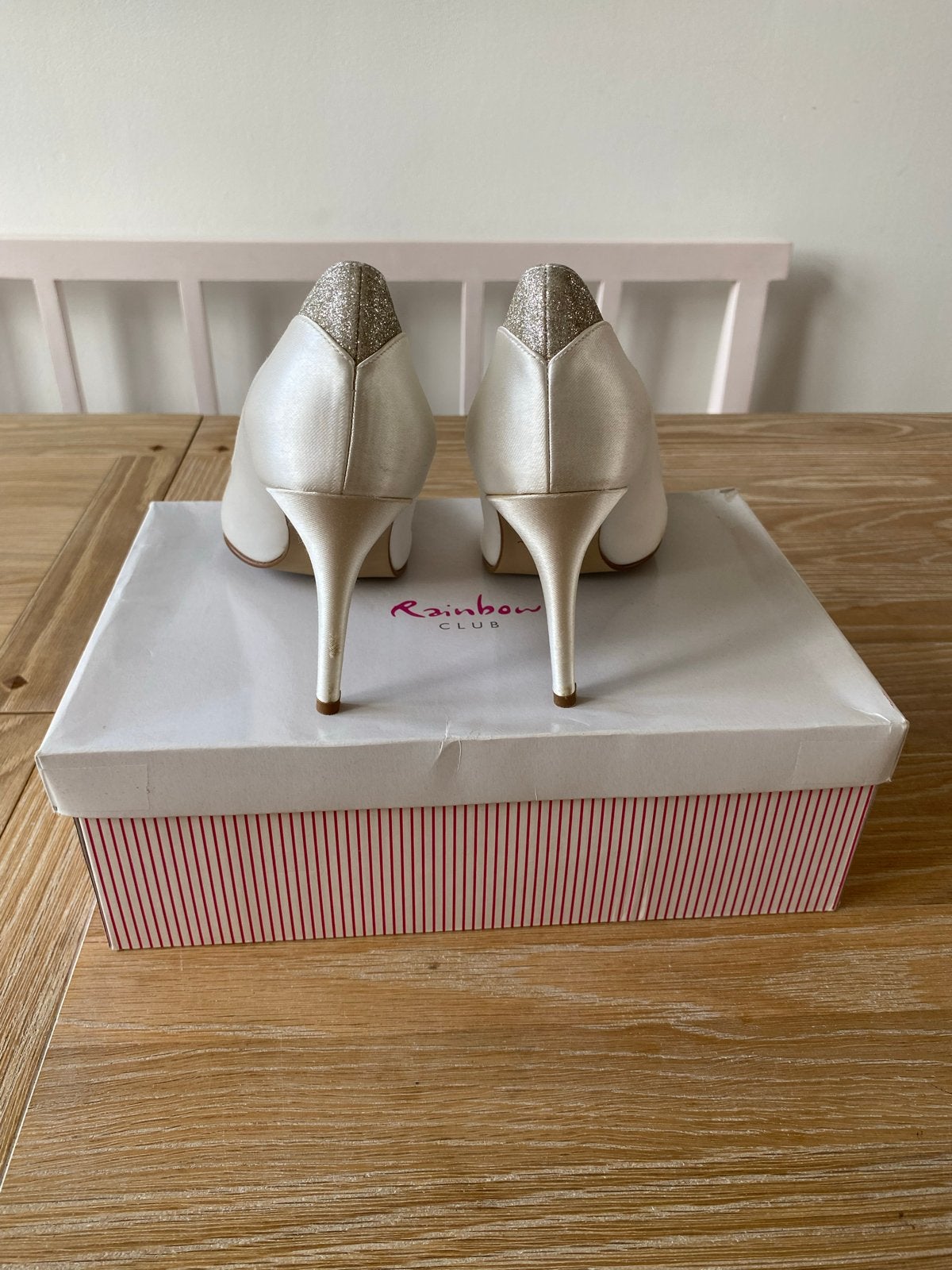Rainbow Club Billie Pumps - Ivoor/Goud Glitter - Maat 39, Ophalen of Verzenden, Zo goed als nieuw, Overige kleuren, Pumps
