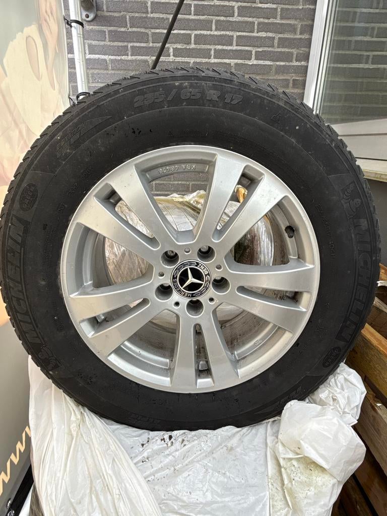 Mercedes GLE 17 inch velgen met Michelin winterbanden, Ophalen, Gebruikt, Banden en Velgen, 17 inch