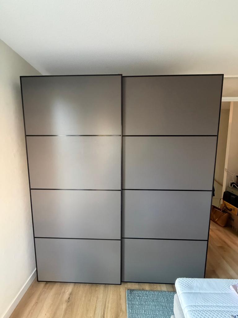 Ikea Pax Kast Grijs met Schuifdeuren - 200x58x236 cm, Huis en Inrichting, Ophalen, Gebruikt, 200 cm of meer, 150 tot 200 cm