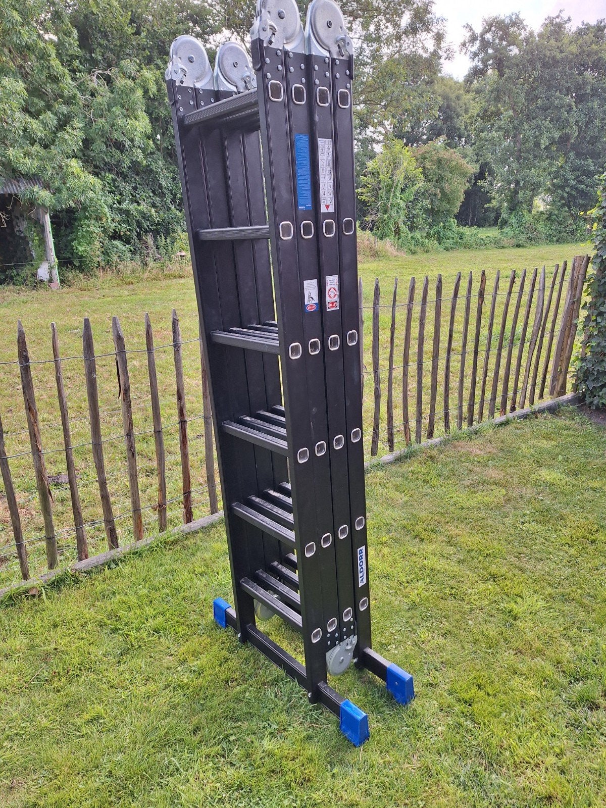 Aldorr Opvouwbare Telescoopladder - Zwart, Doe-het-zelf en Verbouw, Ladders en Trappen, Ophalen