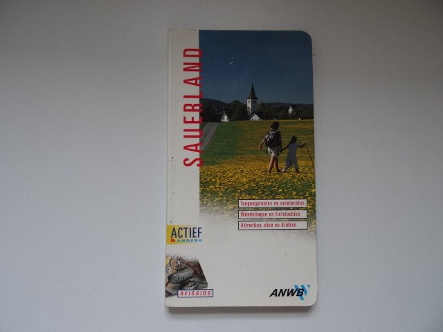 Sauerland ; anwb actief reisgids, Gelezen, Europa, Ophalen of Verzenden, Reisgids of -boek