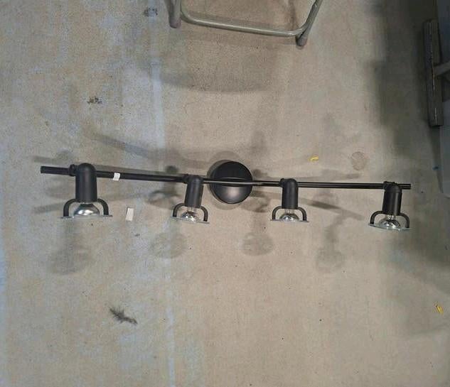 Zwarte plafondlamp met 4 verstelbare spots, Huis en Inrichting, Ophalen, Gebruikt, Modern, Industrieel, 50 tot 100 cm