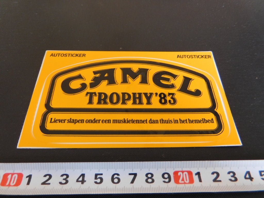sticker CAMEL TROPHY 1983 liever slapen onder muskietennet, Ophalen, Zo goed als nieuw