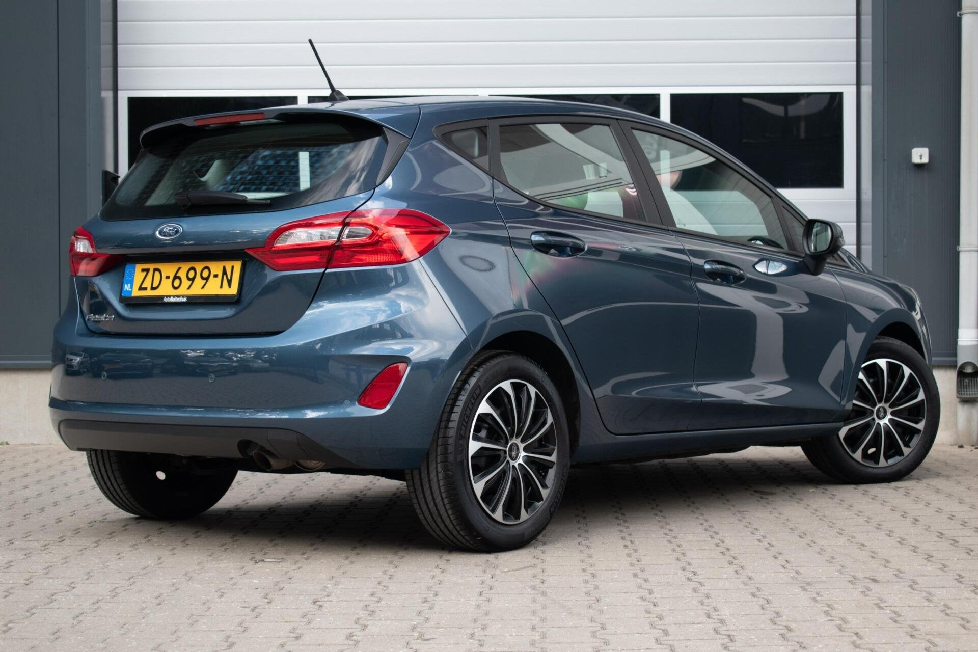 Ford Fiesta 1.1 Trend|1e EIGENAAR|CARPLAY|NAVI|CRUISE|PDC|LA, Voorwielaandrijving, Gebruikt, Met garantie (alle), Blauw